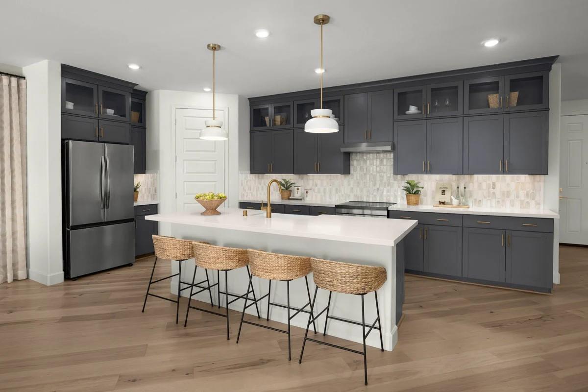 2221 S Cindy Ave, Fresno, CA 93725