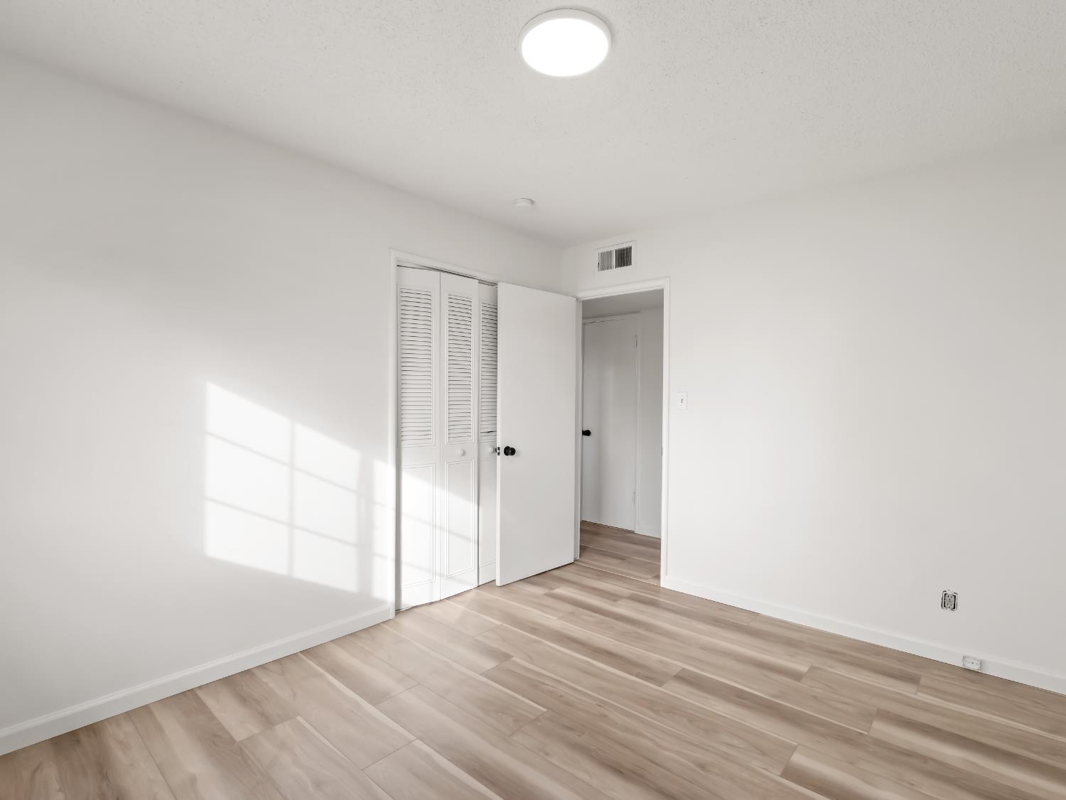 4524 N John Albert Ave, Fresno, CA 93726