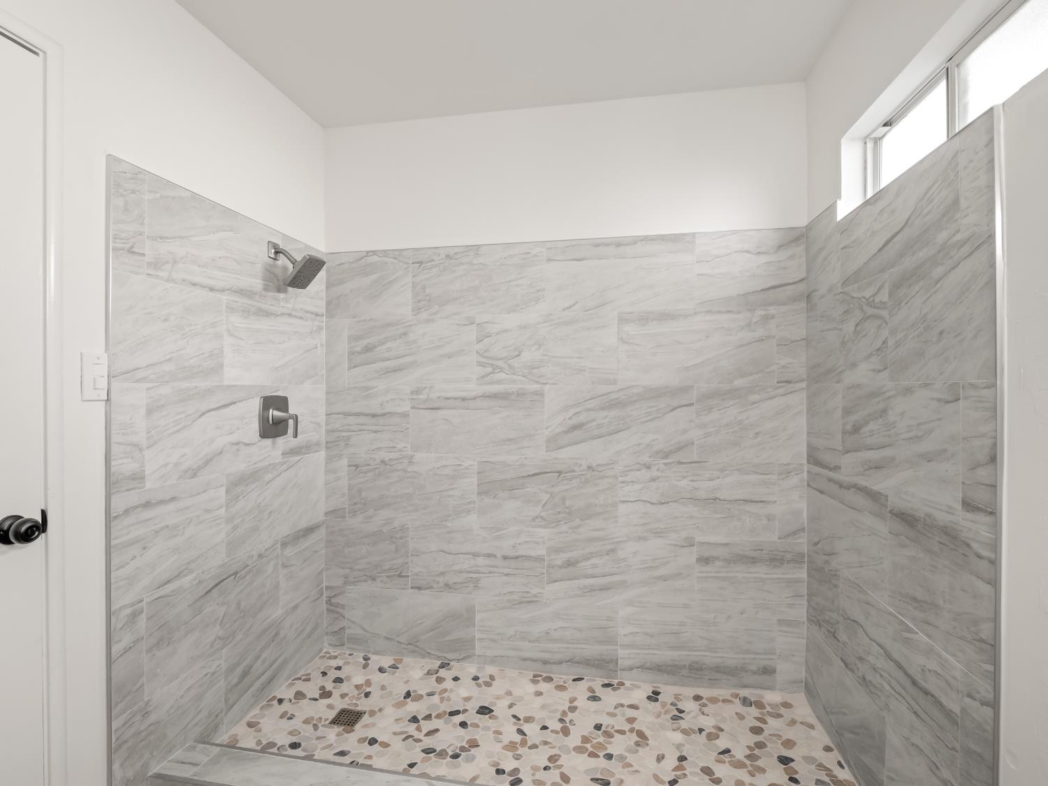 4524 N John Albert Ave, Fresno, CA 93726