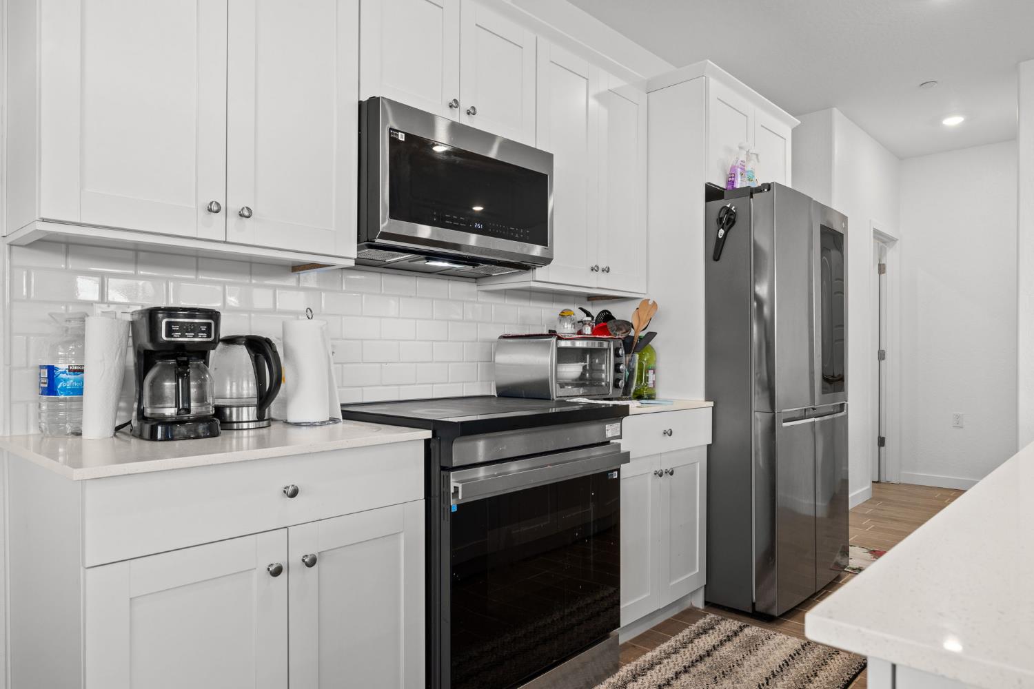 8916 Savona Ln, Shafter, CA 93263