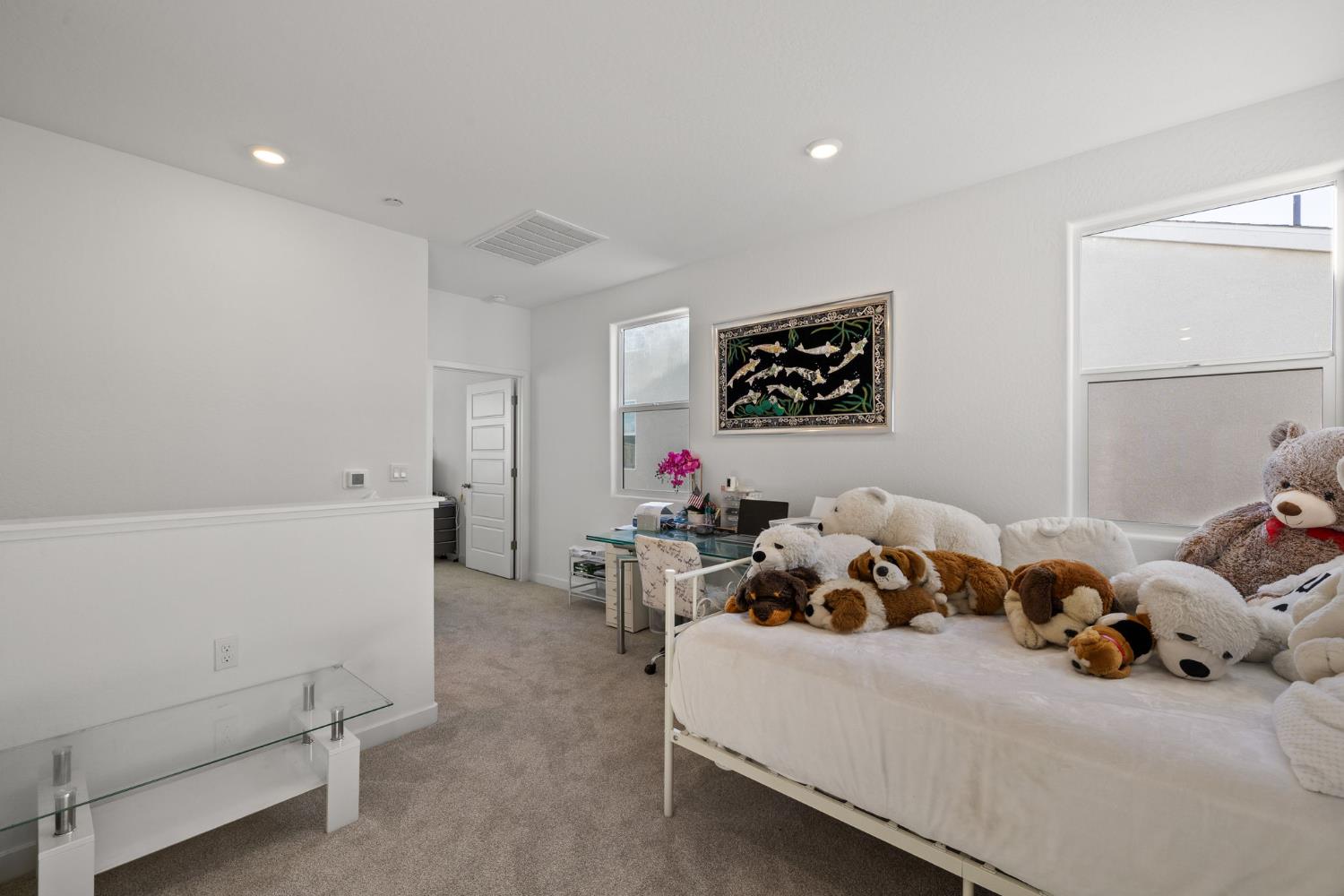 8916 Savona Ln, Shafter, CA 93263