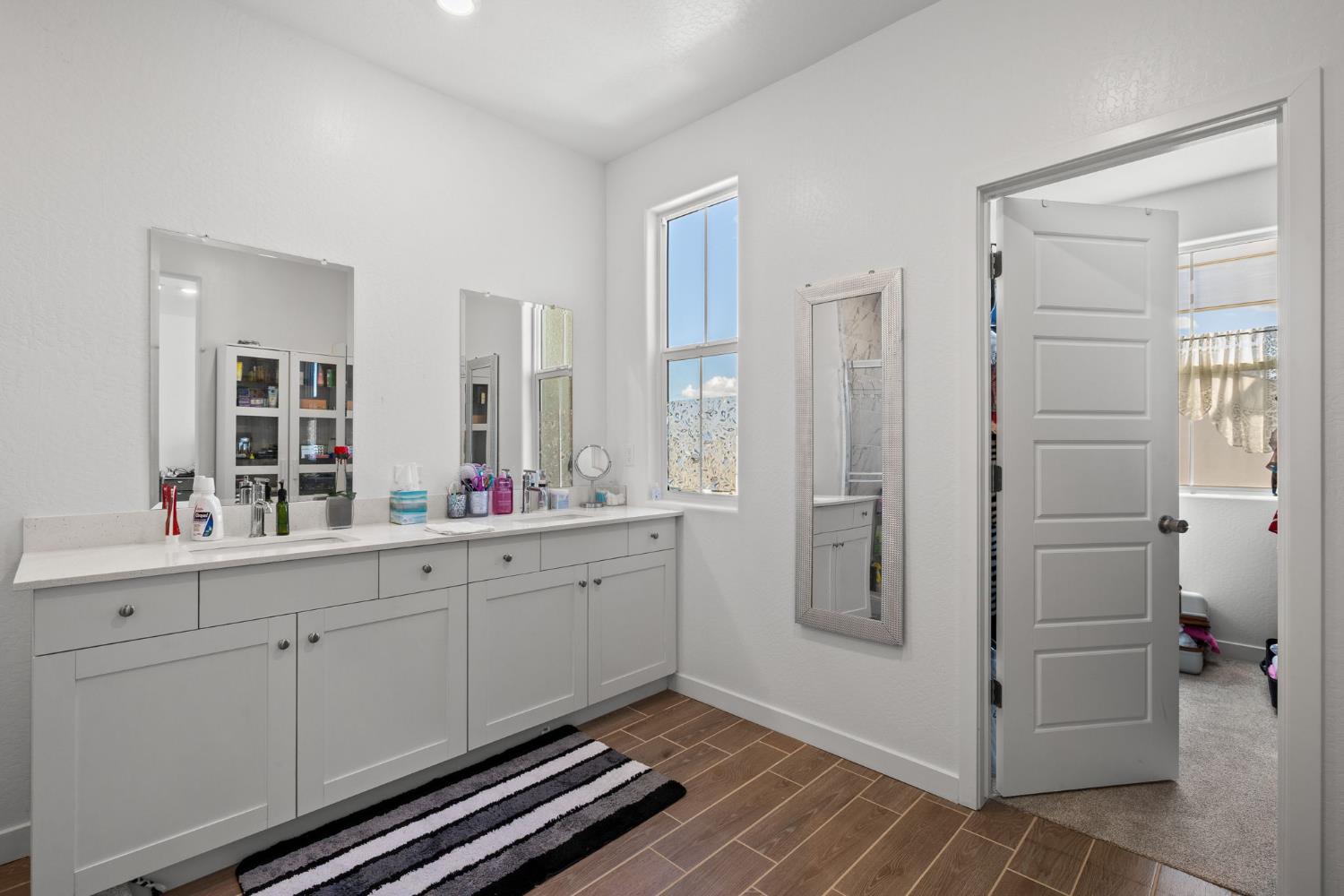 8916 Savona Ln, Shafter, CA 93263