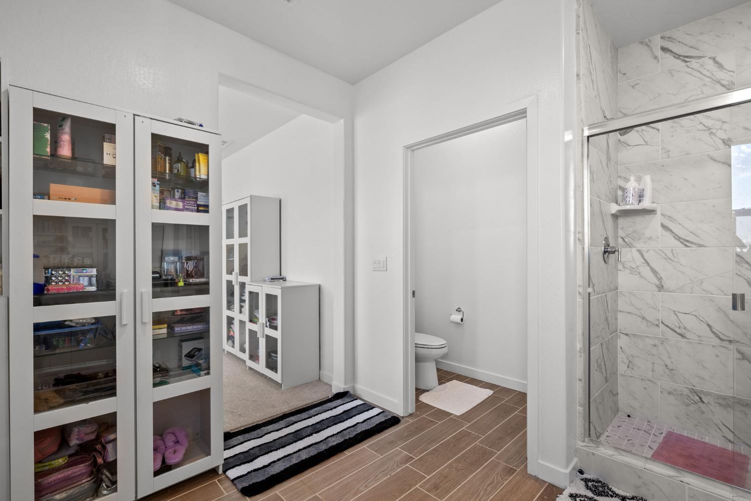 8916 Savona Ln, Shafter, CA 93263