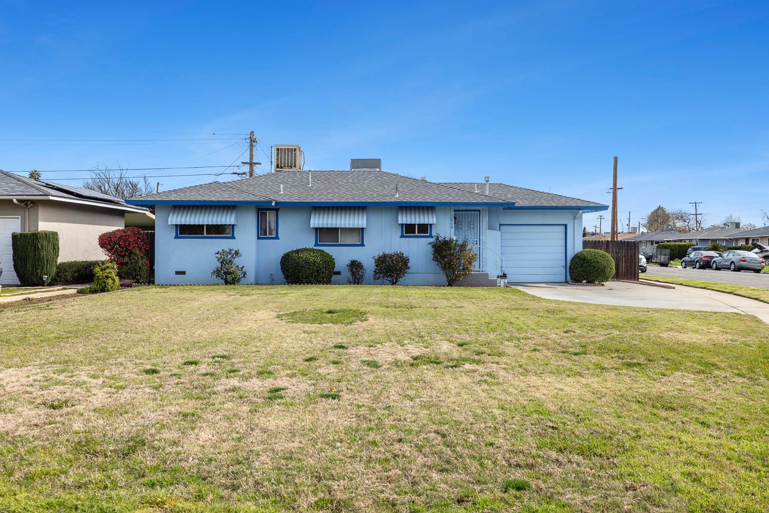 3868 N Lafayette Ave, Fresno, CA 93705