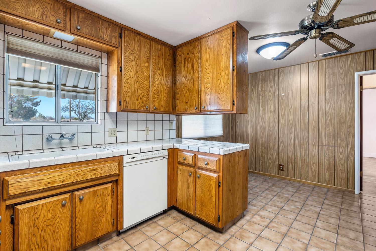 3868 N Lafayette Ave, Fresno, CA 93705