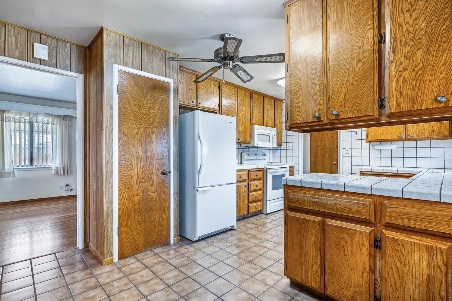 3868 N Lafayette Ave, Fresno, CA 93705