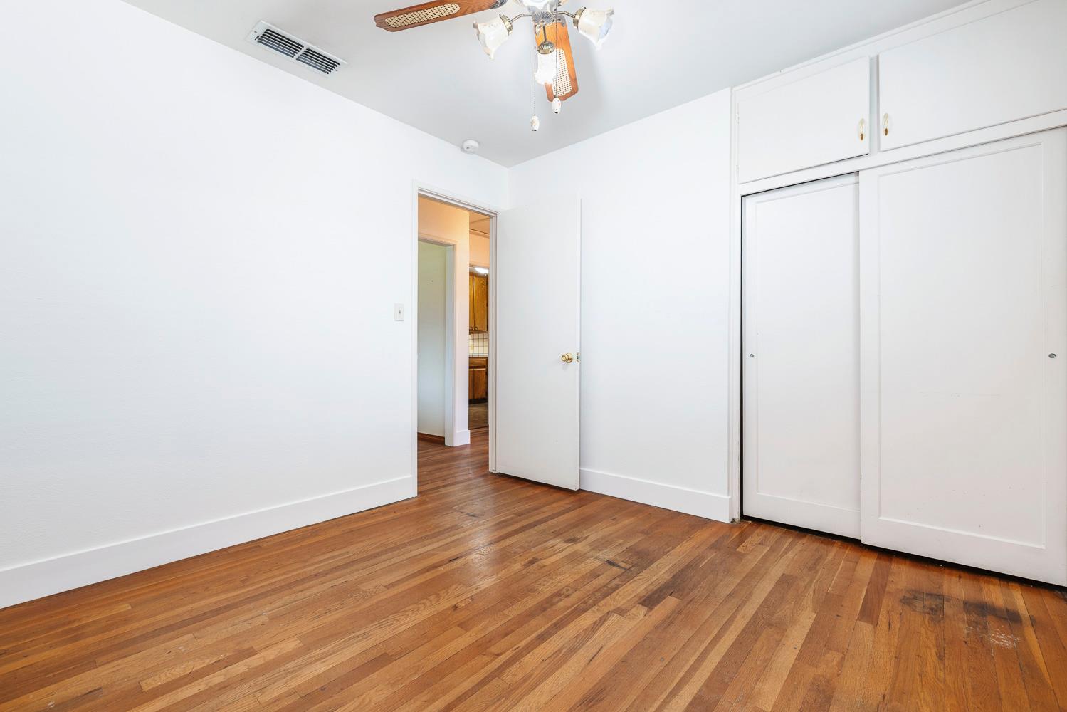 3868 N Lafayette Ave, Fresno, CA 93705