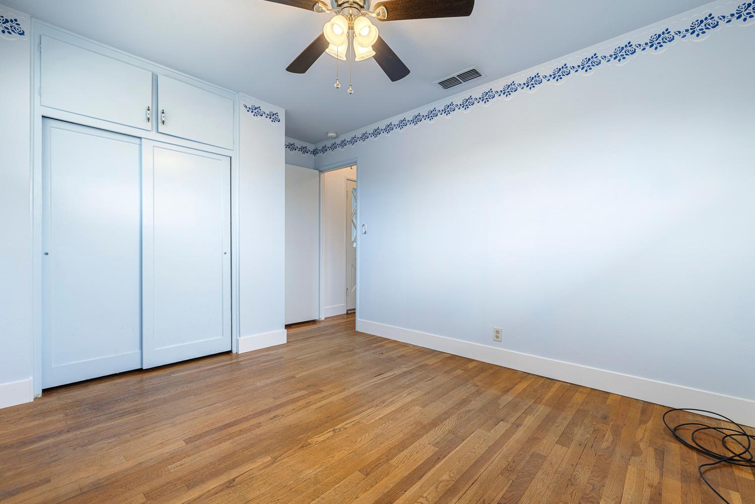 3868 N Lafayette Ave, Fresno, CA 93705