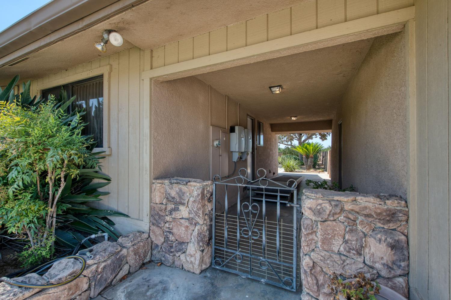 40561 Road 144, Cutler, CA 93615