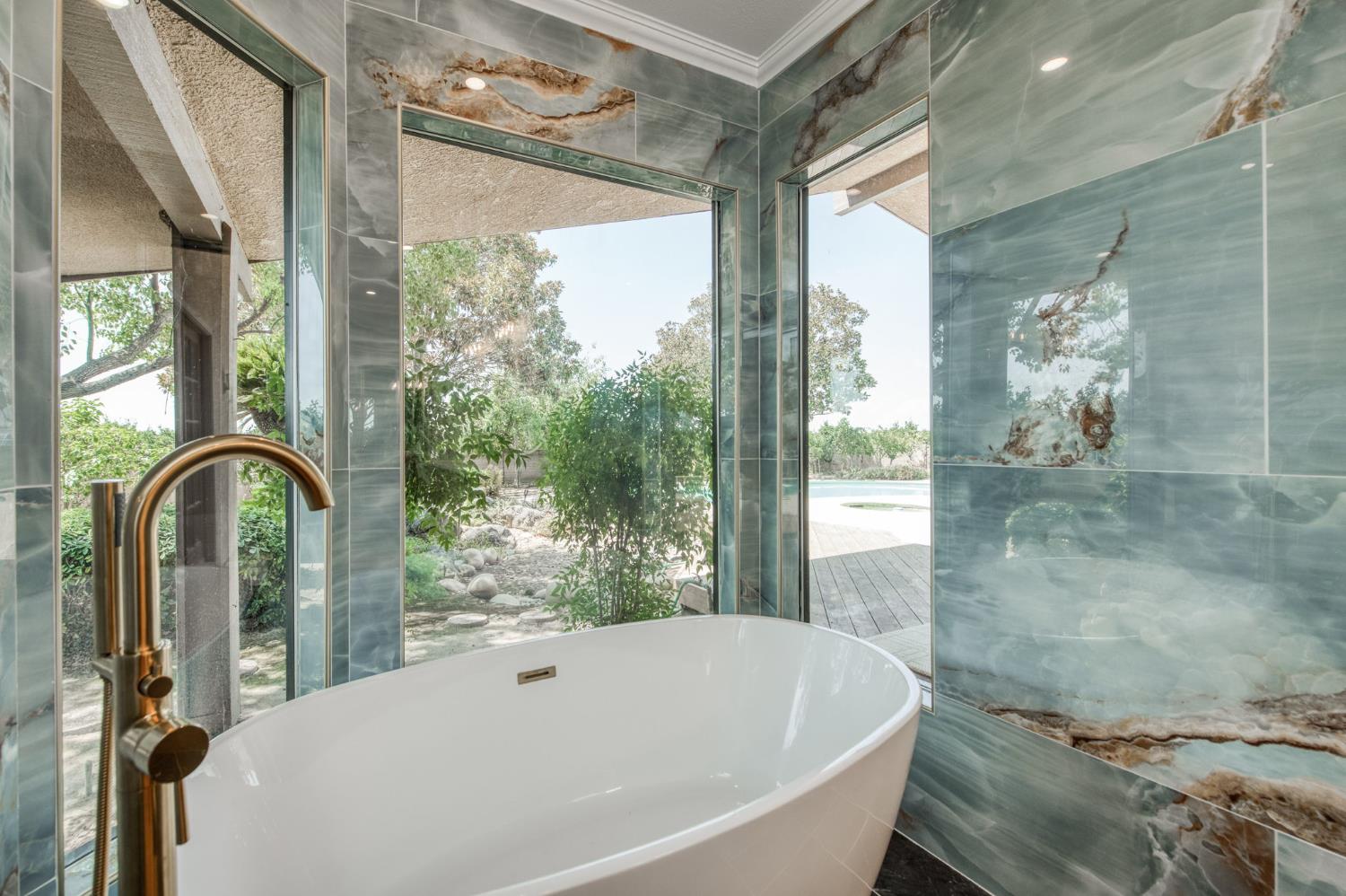 40561 Road 144, Cutler, CA 93615