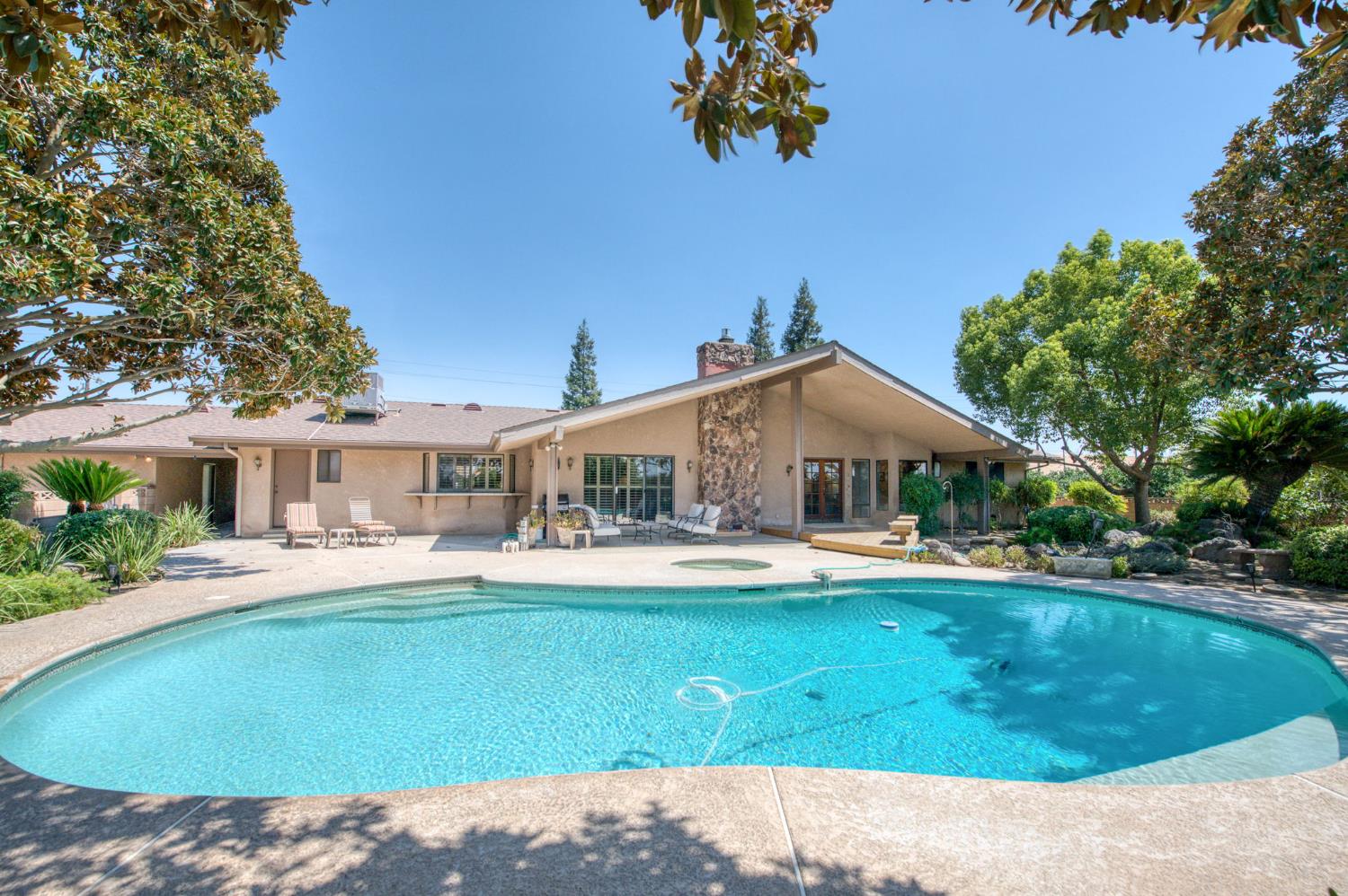 40561 Road 144, Cutler, CA 93615