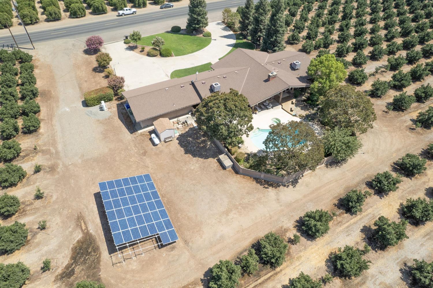 40561 Road 144, Cutler, CA 93615