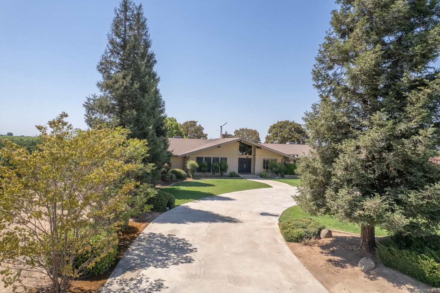 40561 Road 144, Cutler, CA 93615