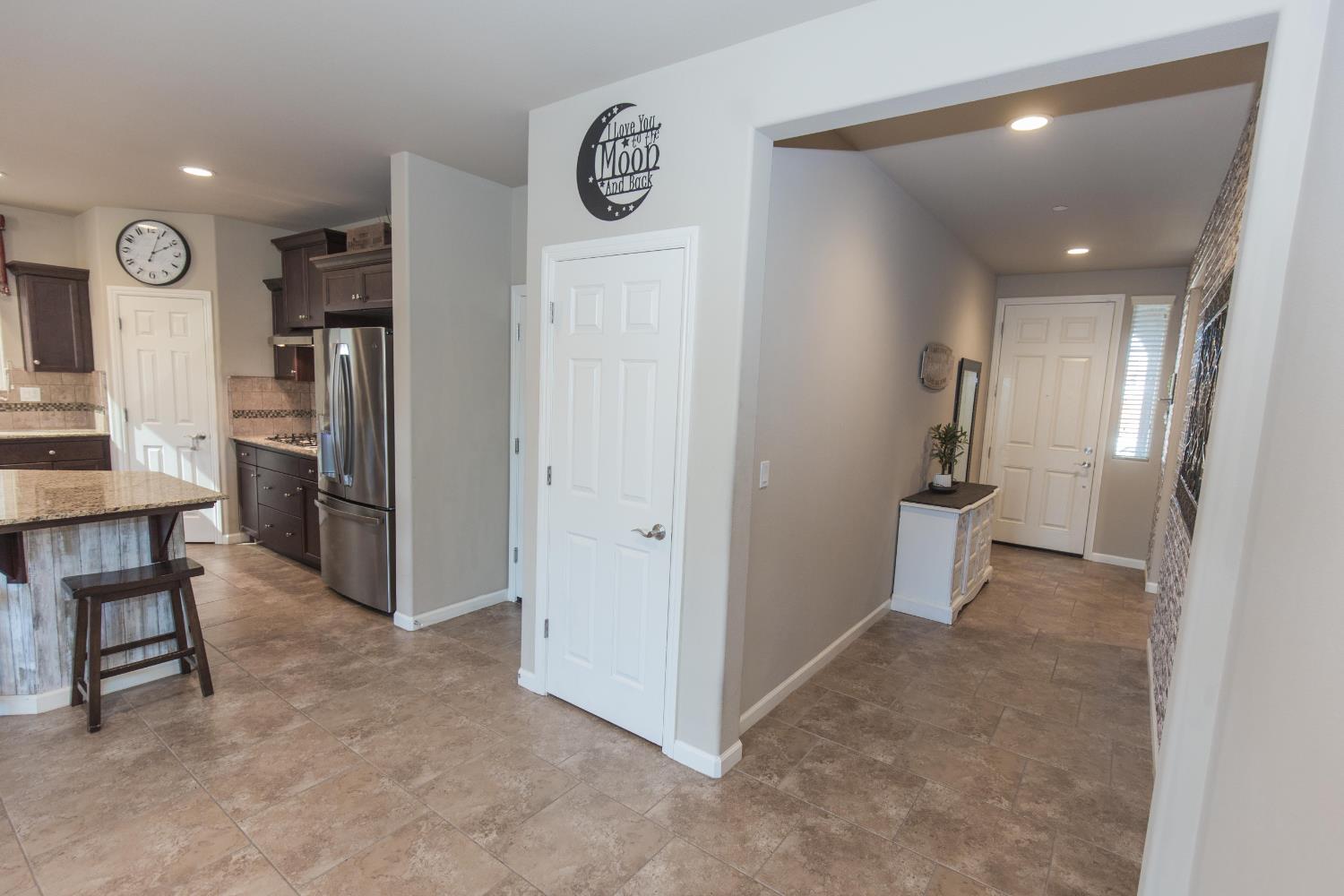 7375 E Lansing Way, Fresno, CA 93737