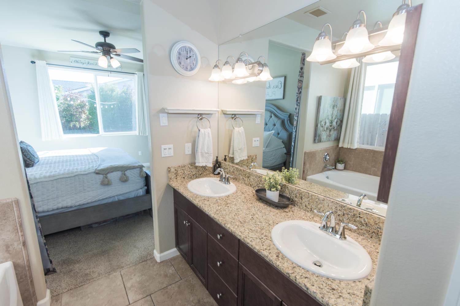 7375 E Lansing Way, Fresno, CA 93737