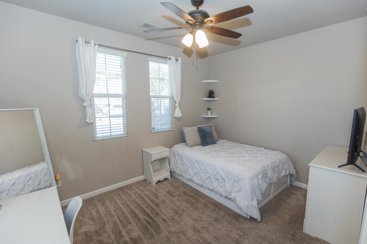 7375 E Lansing Way, Fresno, CA 93737