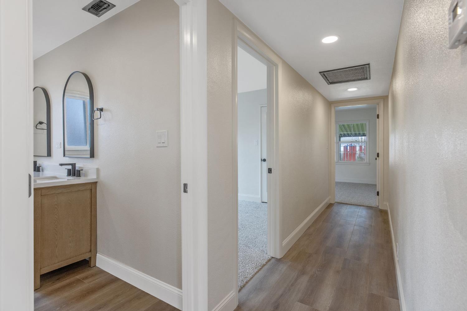 5009 E Clay Ave, Fresno, CA 93727