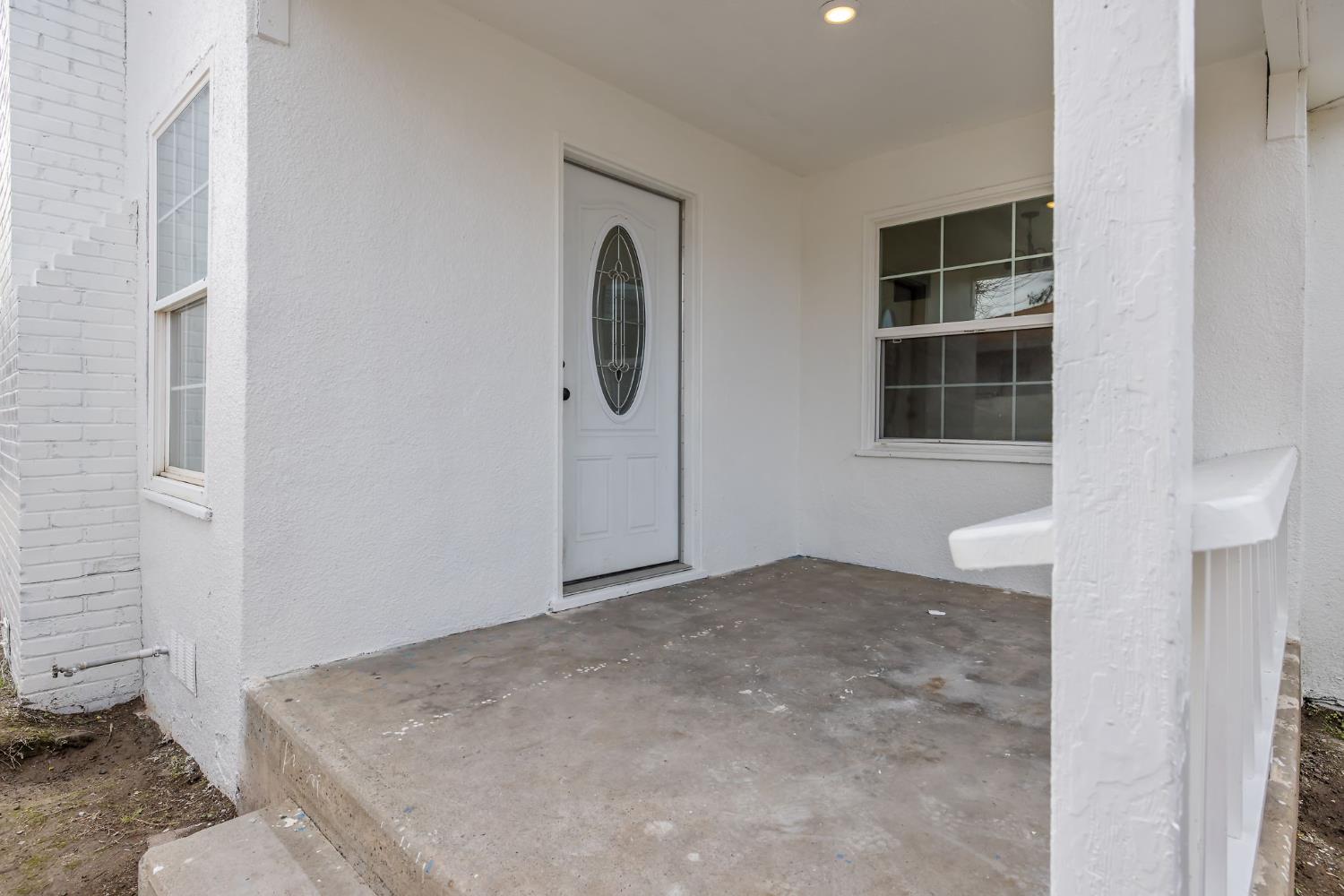 5009 E Clay Ave, Fresno, CA 93727