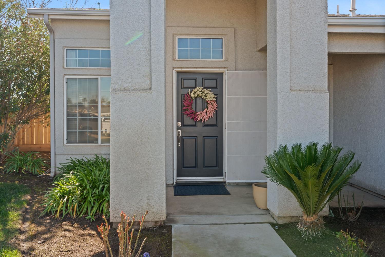 6615 N Babigian Ave, Fresno, CA 93722