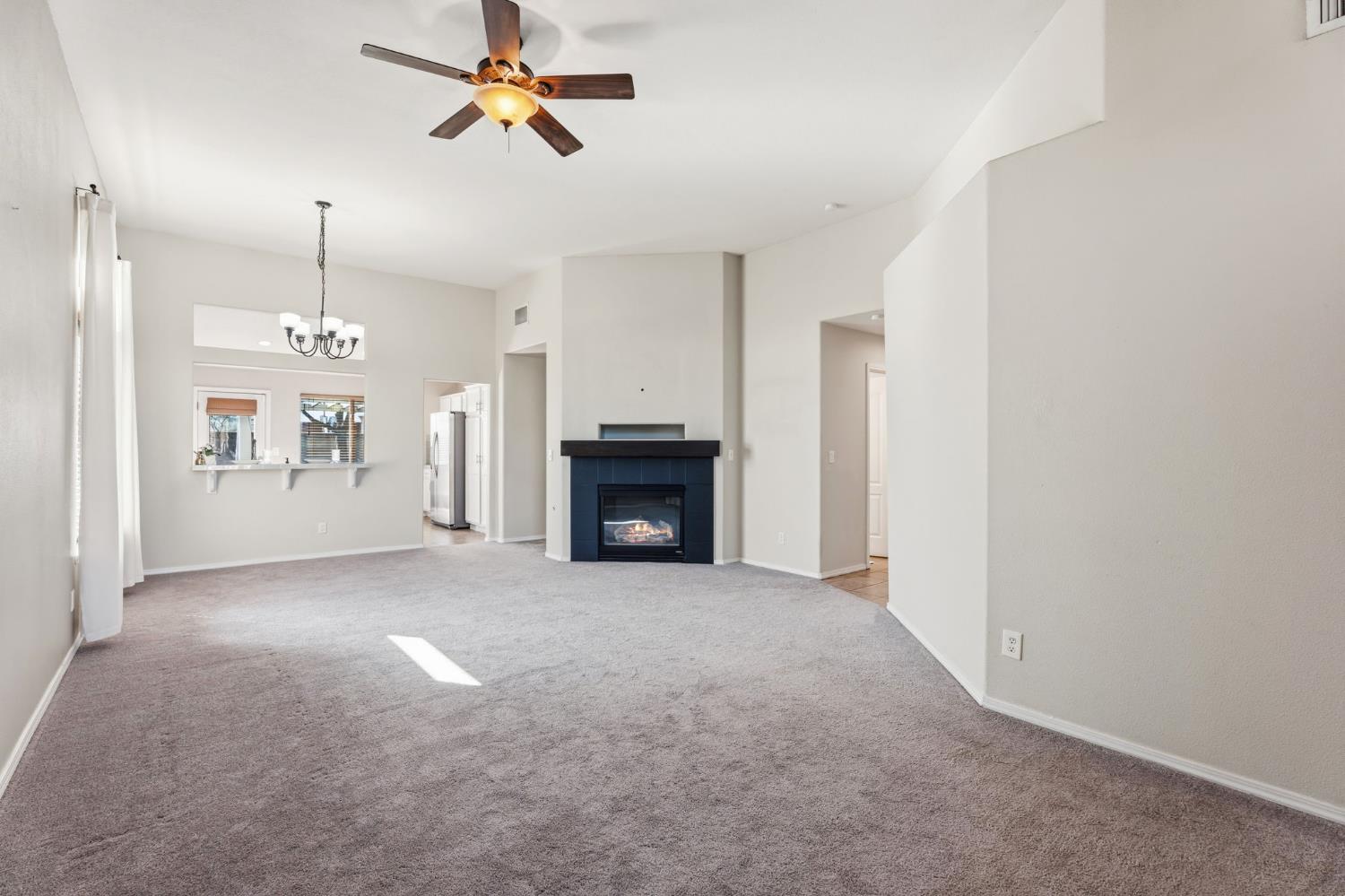 6615 N Babigian Ave, Fresno, CA 93722