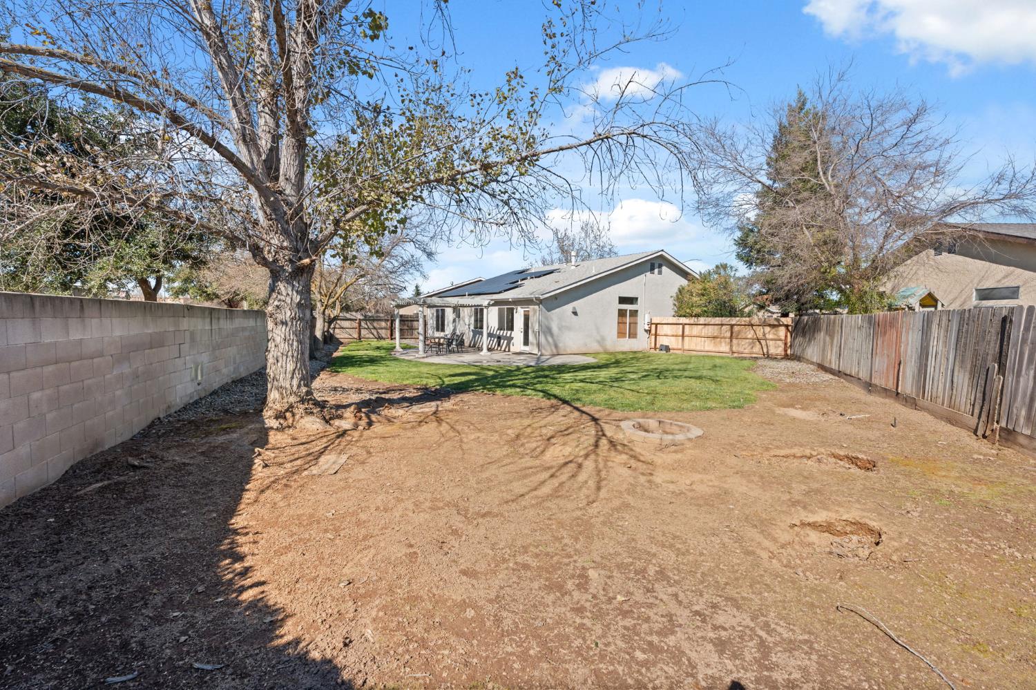 6615 N Babigian Ave, Fresno, CA 93722