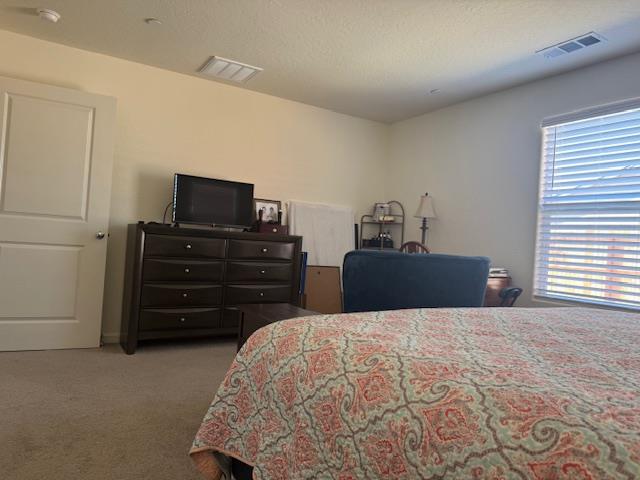 1943 Richard Ave, Sanger, CA 93657