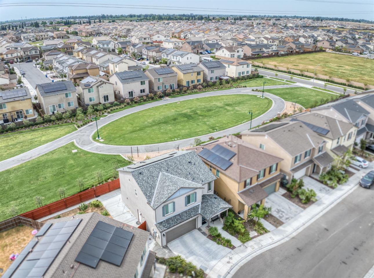 4183 N Reed Ave, Fresno, CA 93723