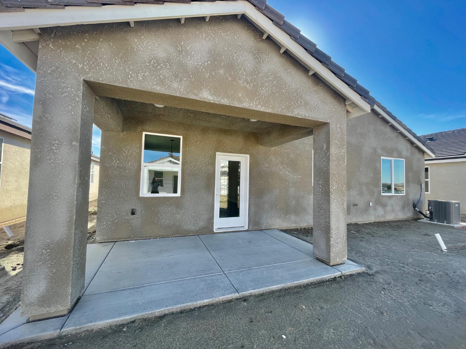 16210 West David Ave, Kerman, CA 93630