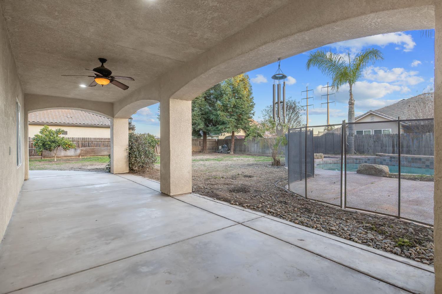 4421 E Douglas Ave, Visalia, CA 93292