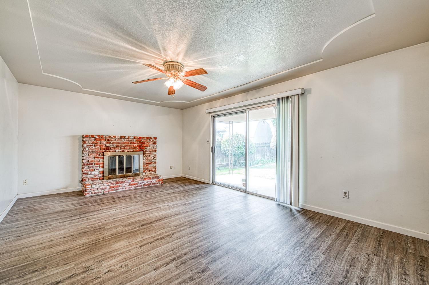 4129 N Ricewood Ave, Fresno, CA 93705