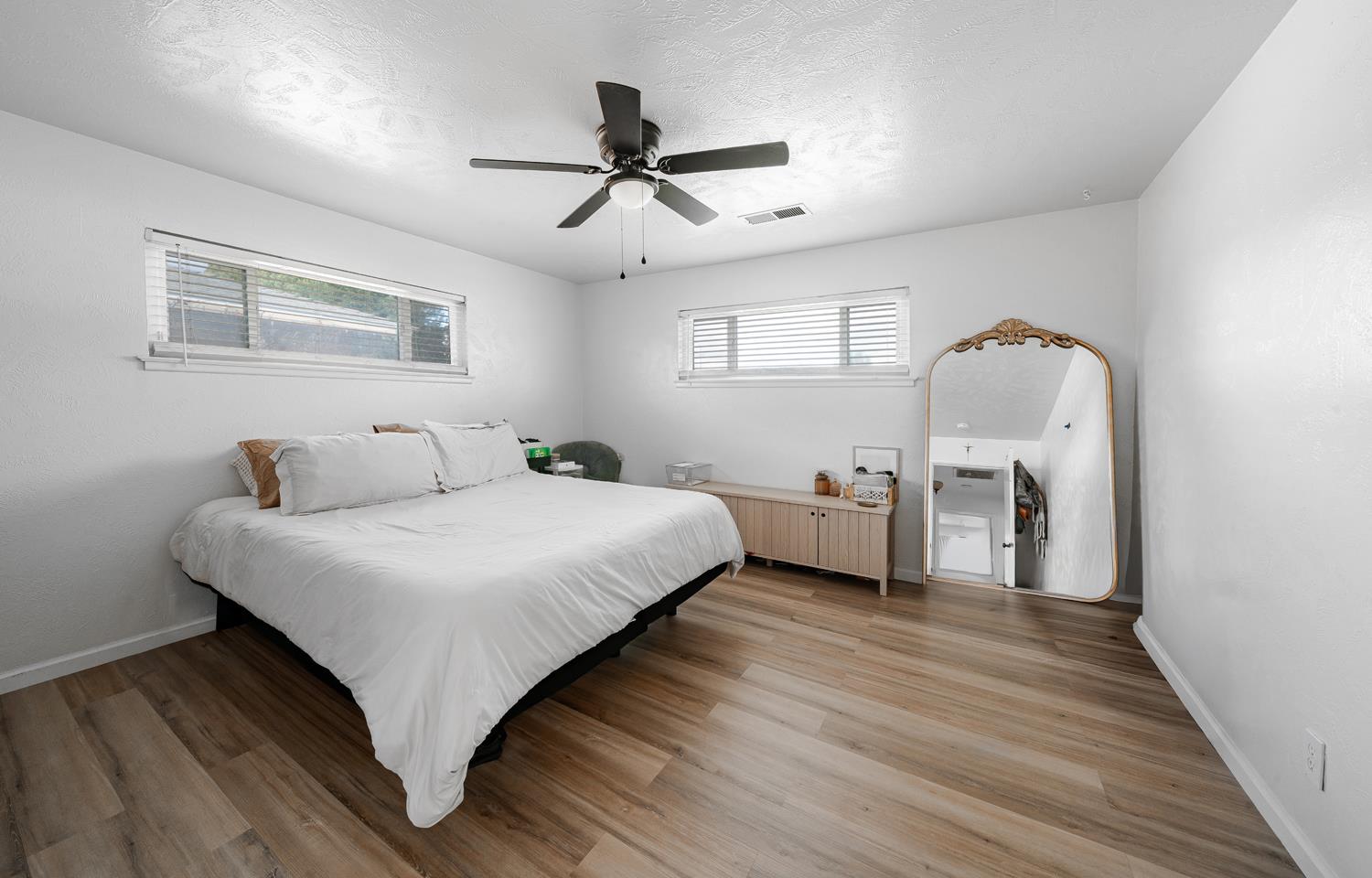 716 Willis Ave, Madera, CA 93637