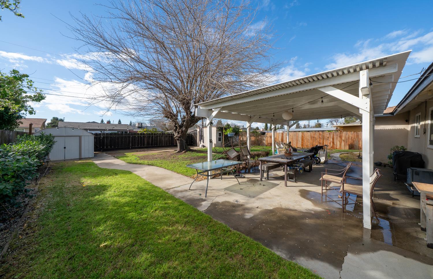 716 Willis Ave, Madera, CA 93637