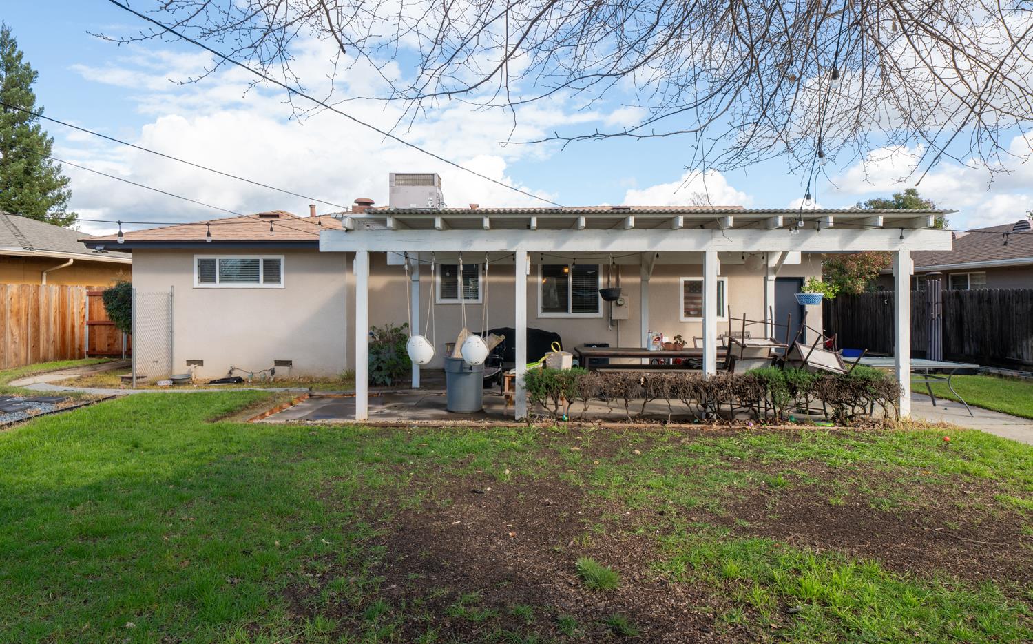 716 Willis Ave, Madera, CA 93637