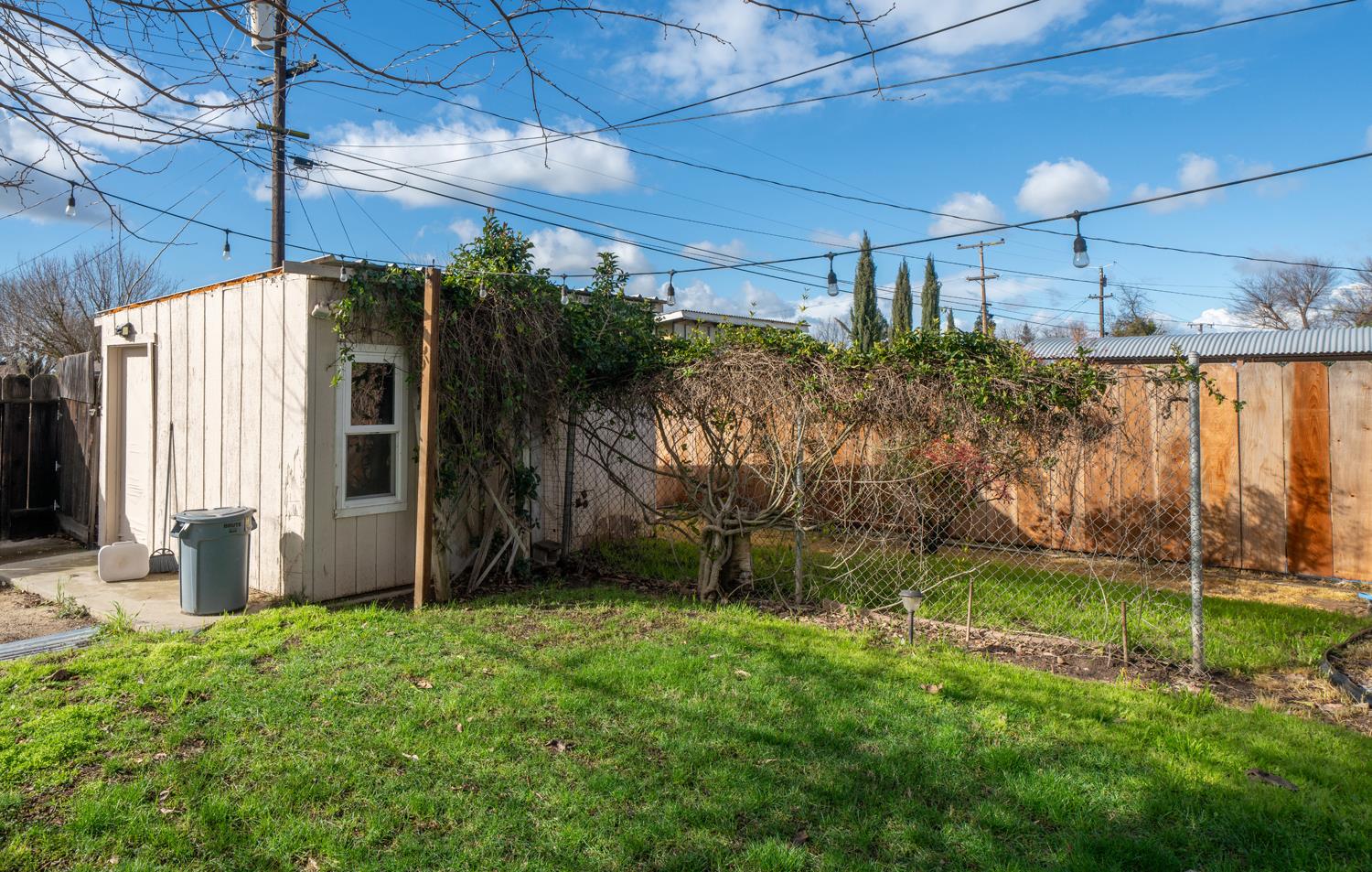 716 Willis Ave, Madera, CA 93637