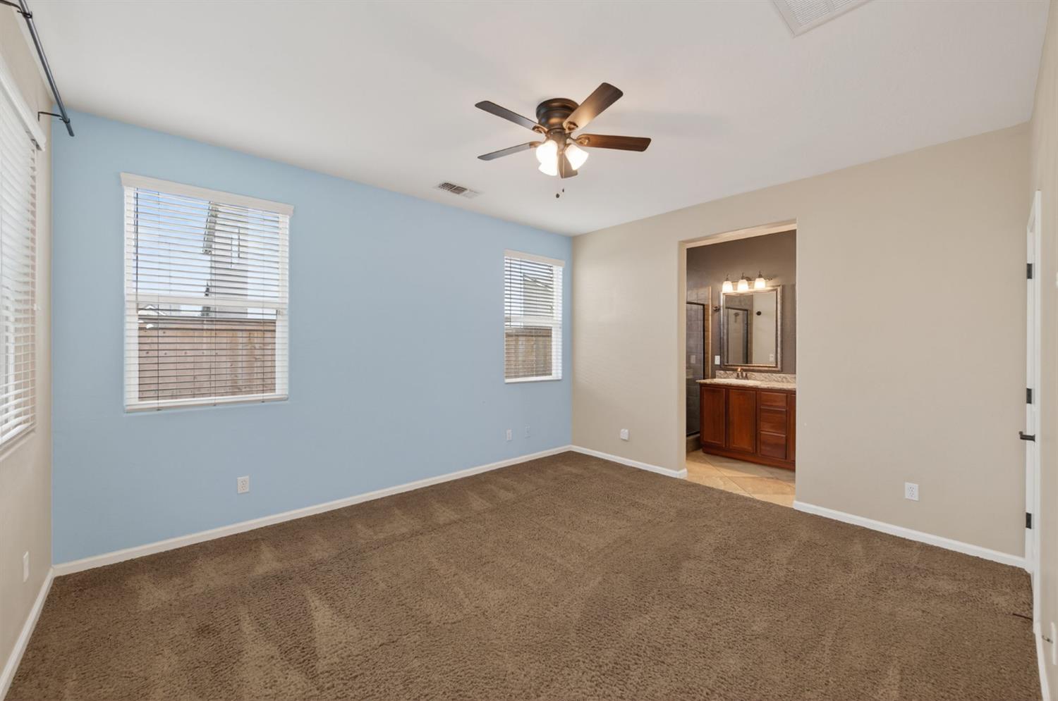 1851 N Dupree Ln, Clovis, CA 93619