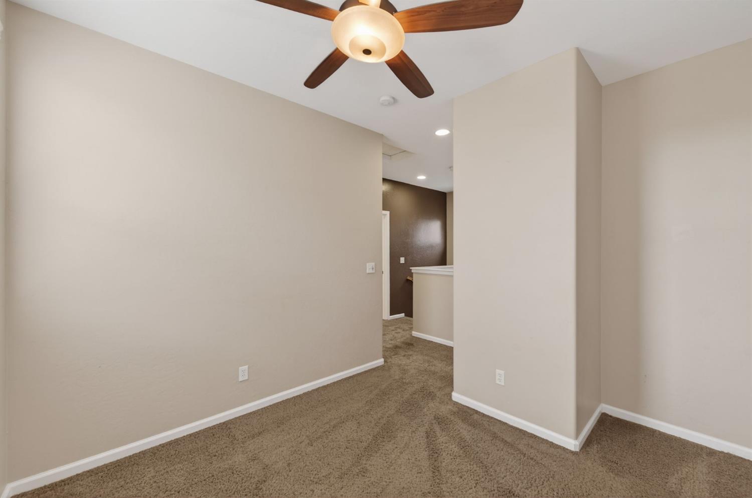 1851 N Dupree Ln, Clovis, CA 93619