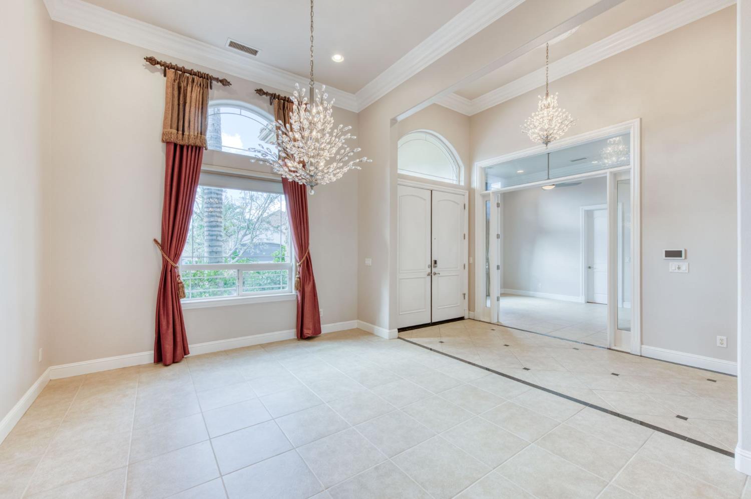 10890 N Sierra Vista Ave, Fresno, CA 93730