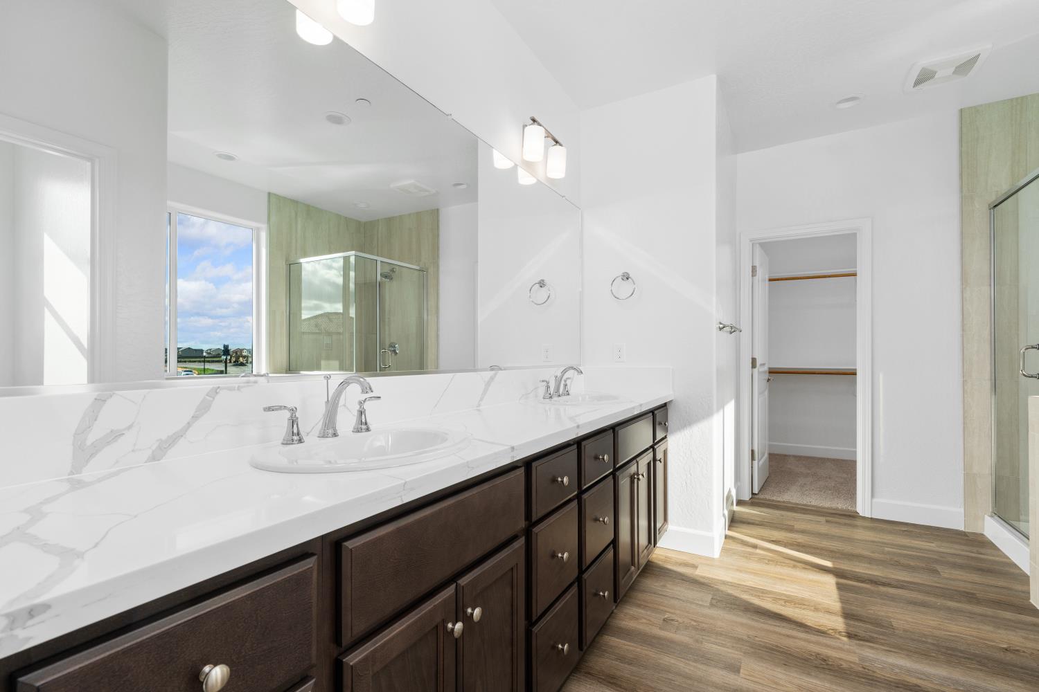 1146 Ponderosa Way W, Madera, CA 93636