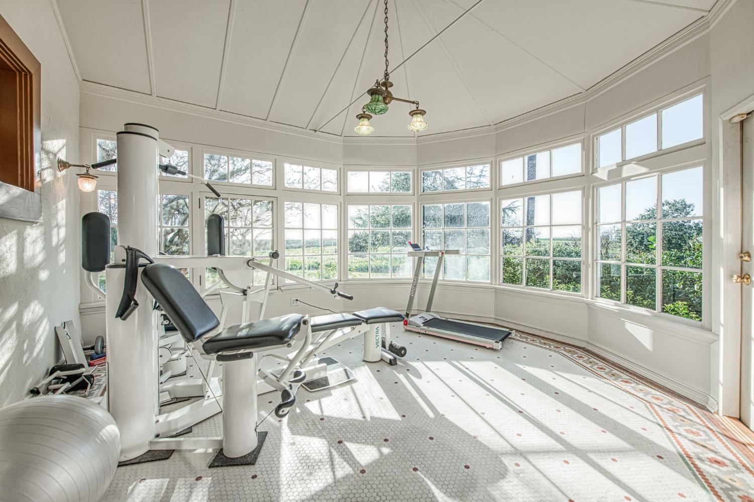 9486 E Lincoln Ave, Del Rey, CA 93616