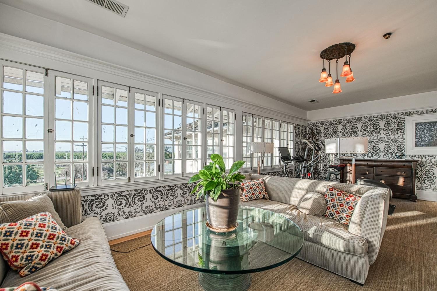 9486 E Lincoln Ave, Del Rey, CA 93616