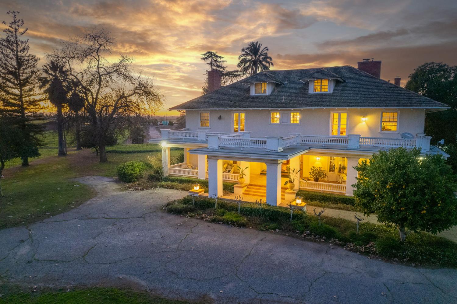 9486 E Lincoln Ave, Del Rey, CA 93616