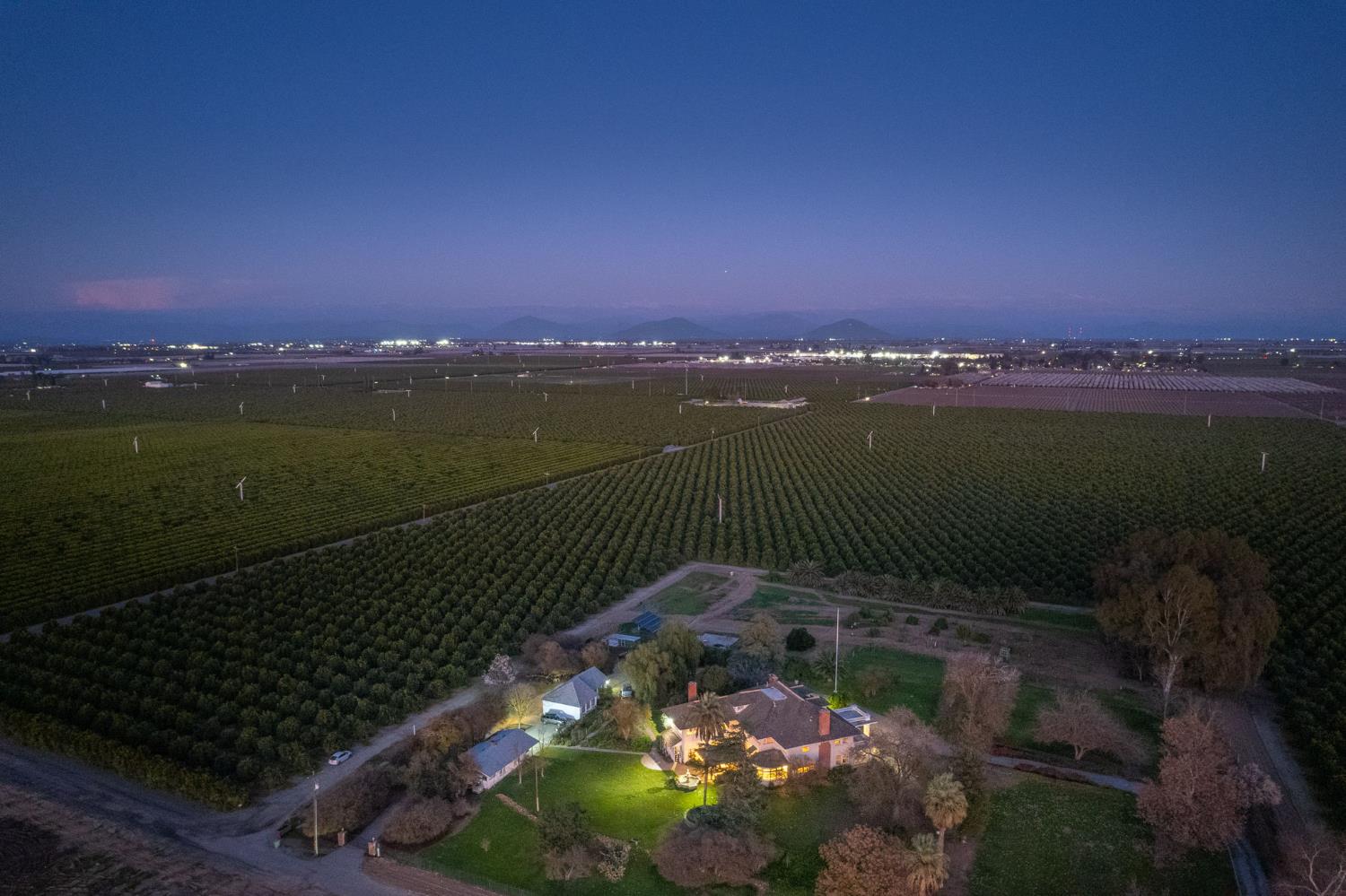 9486 E Lincoln Ave, Del Rey, CA 93616