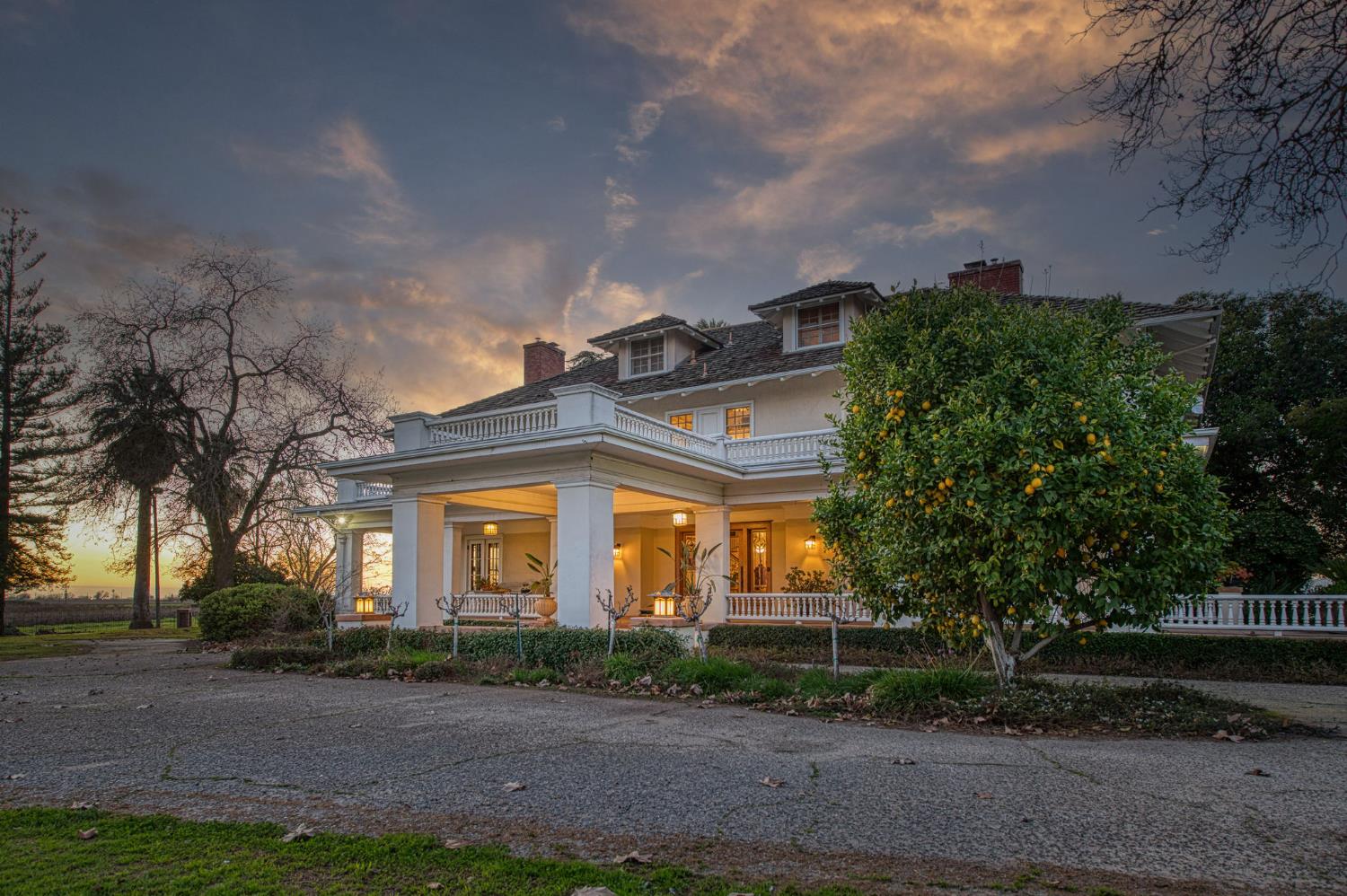 9486 E Lincoln Ave, Del Rey, CA 93616