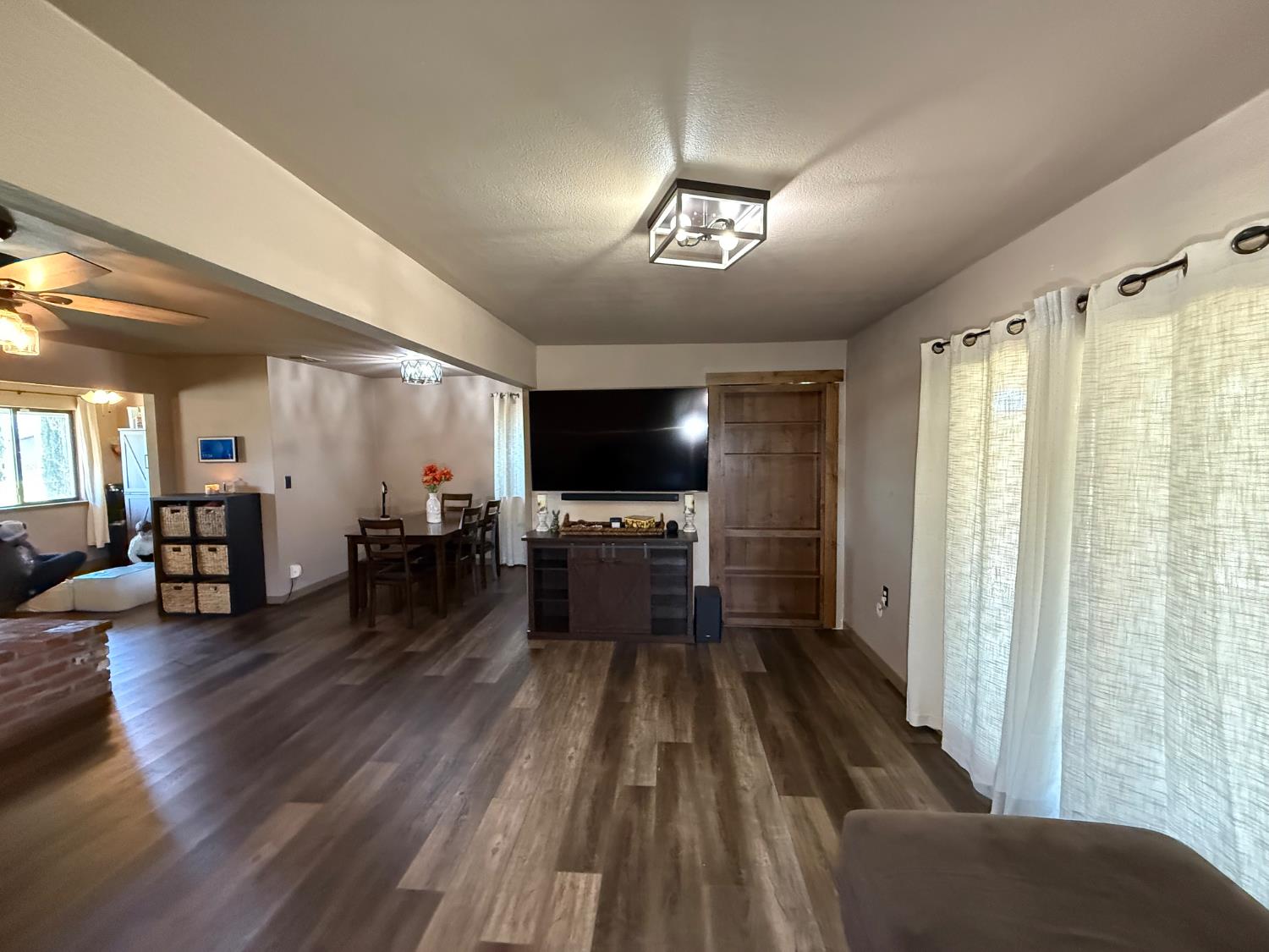 6545 S Cedar Ave, Fresno, CA 93725