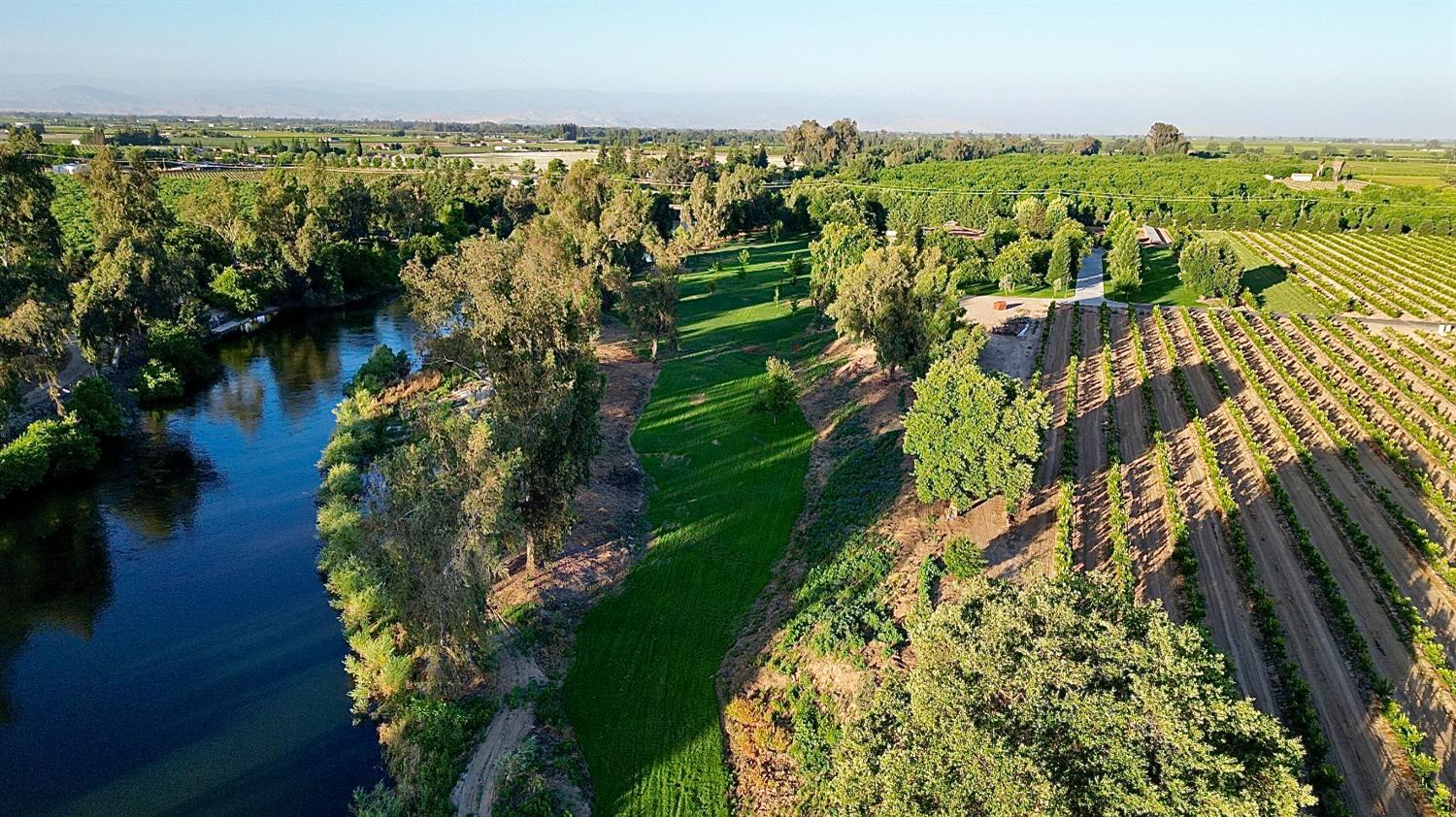 5750 Benicia Ave, Kingsburg, CA 93631