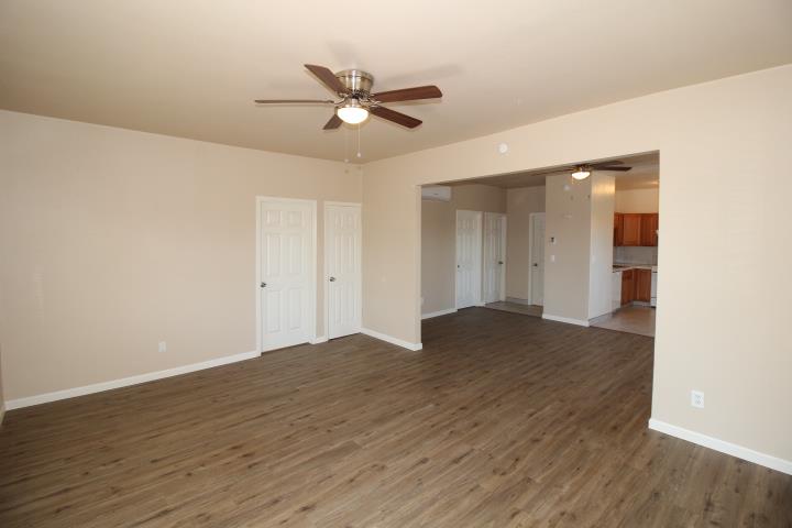 90 Magnolia, Lemoore, CA 93245