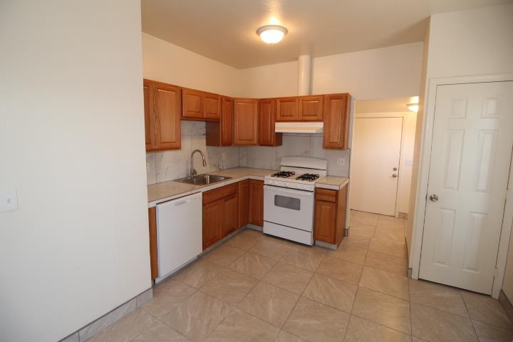 90 Magnolia, Lemoore, CA 93245