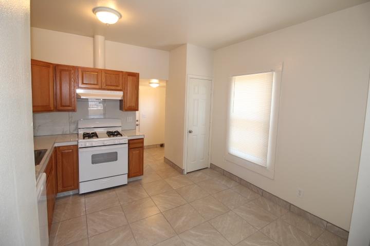 90 Magnolia, Lemoore, CA 93245