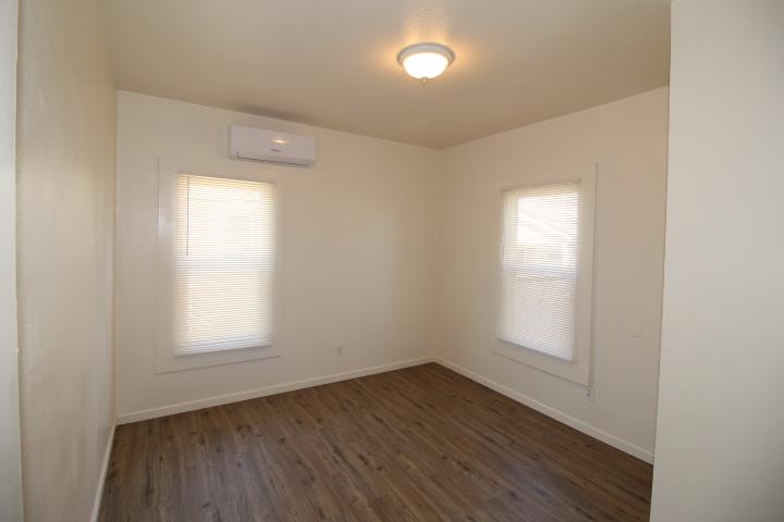 90 Magnolia, Lemoore, CA 93245