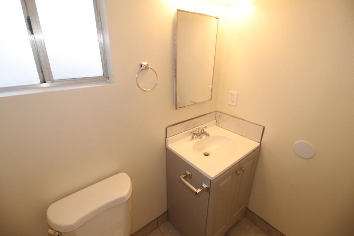 90 Magnolia, Lemoore, CA 93245